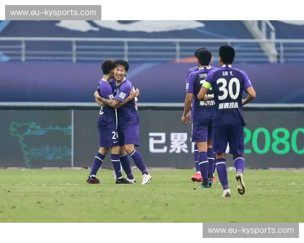 荣耀与坚守：永昌与泰达的绿茵传奇